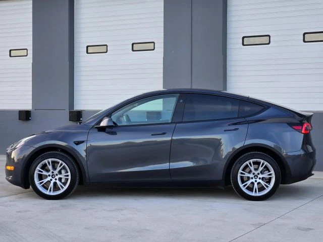 2023 Tesla Model Y - Image 5 of 21