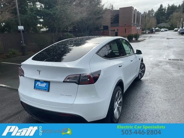 2023 Tesla Model Y - Image 10 of 21