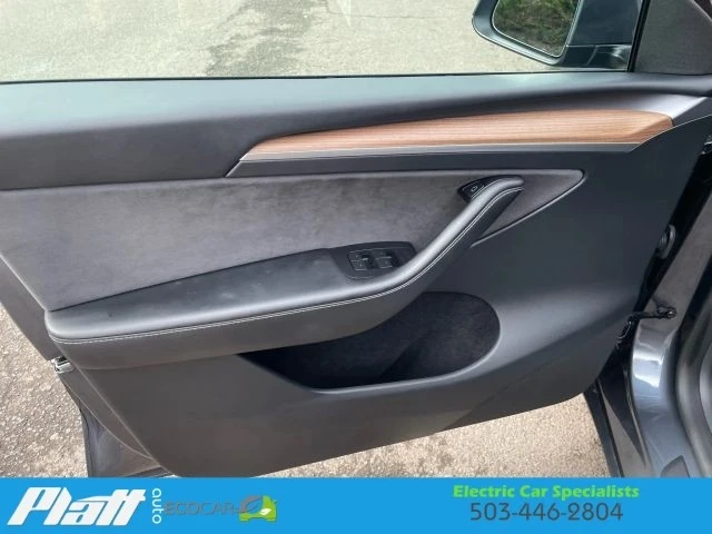 2023 Tesla Model Y - Image 17 of 21