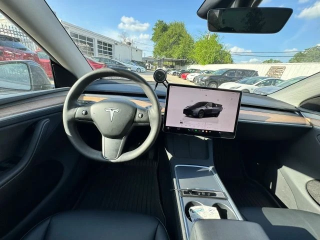2023 Tesla Model Y - Image 2 of 9