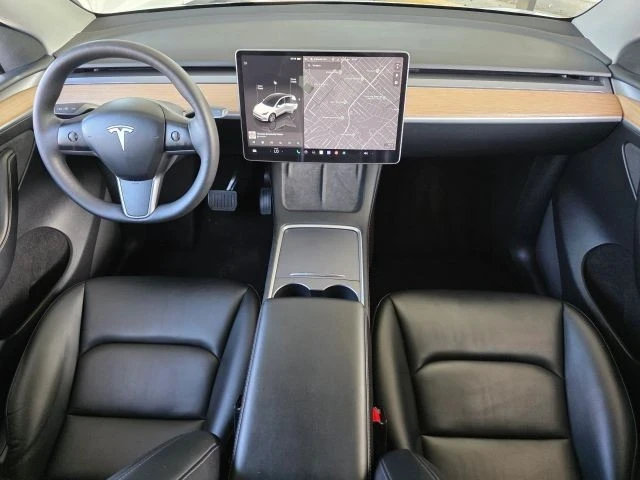 2023 Tesla Model Y - Image 10 of 21