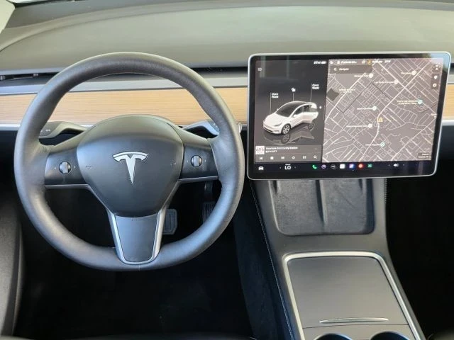 2023 Tesla Model Y - Image 11 of 21