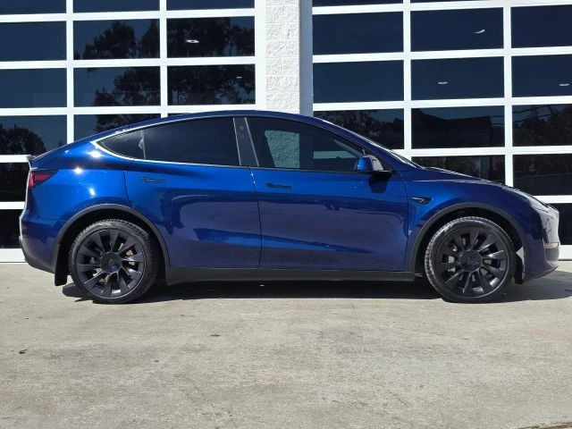 2023 Tesla Model Y - Image 3 of 21