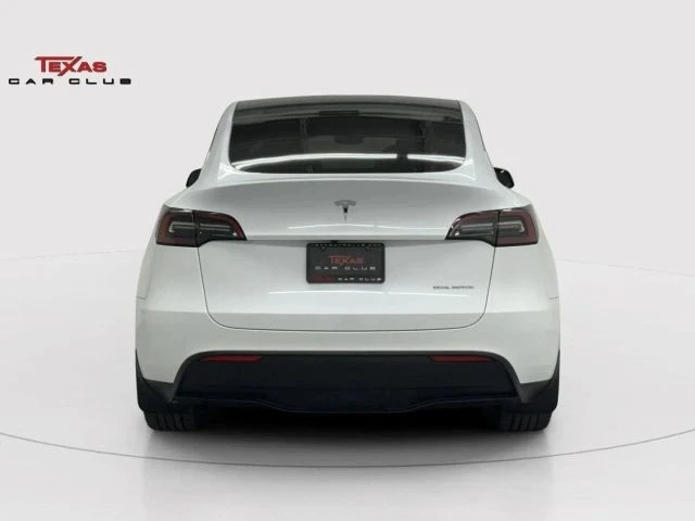 2023 Tesla Model Y - Image 8 of 12