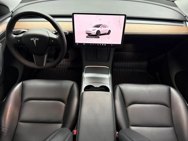 2023 Tesla Model Y - Image 2 of 12