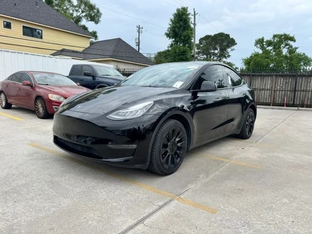 2023 Tesla Model Y - Image 3 of 8