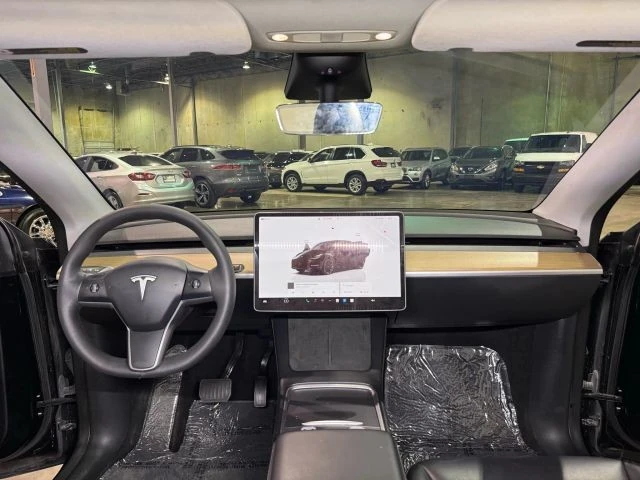 2023 Tesla Model Y - Image 12 of 21