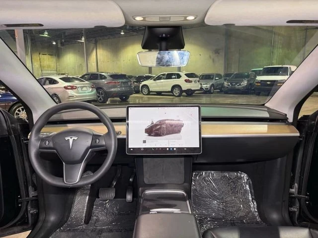 2023 Tesla Model Y - Image 12 of 21