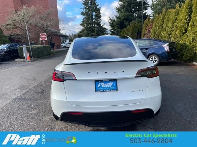 2023 Tesla Model Y - Image 9 of 21