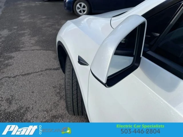 2023 Tesla Model Y - Image 18 of 21