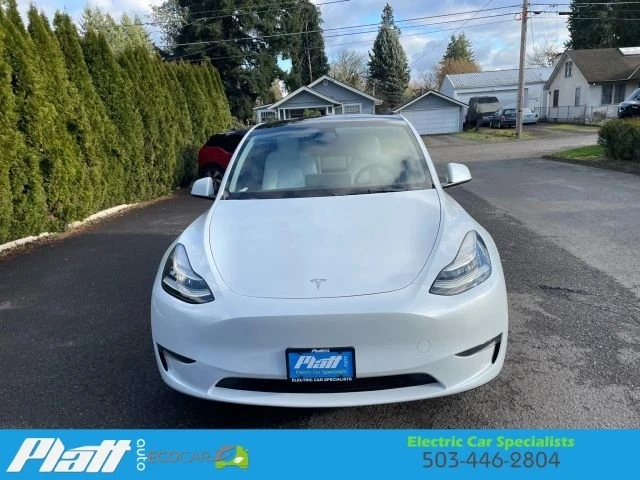 2023 Tesla Model Y - Image 17 of 21