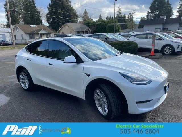 2023 Tesla Model Y - Image 15 of 21