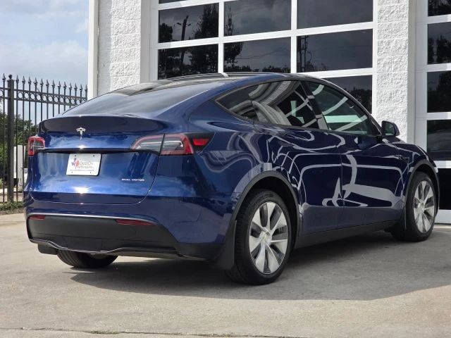 2023 Tesla Model Y - Image 5 of 21