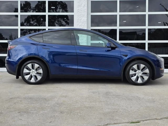 2023 Tesla Model Y - Image 3 of 21