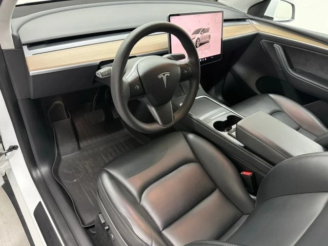 2023 Tesla Model Y - Image 2 of 21