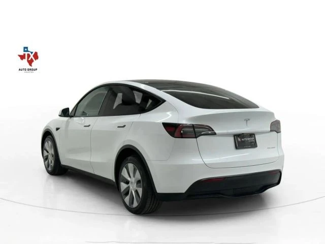 2023 Tesla Model Y - Image 3 of 21
