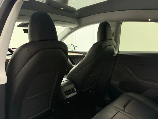 2023 Tesla Model Y - Image 13 of 21