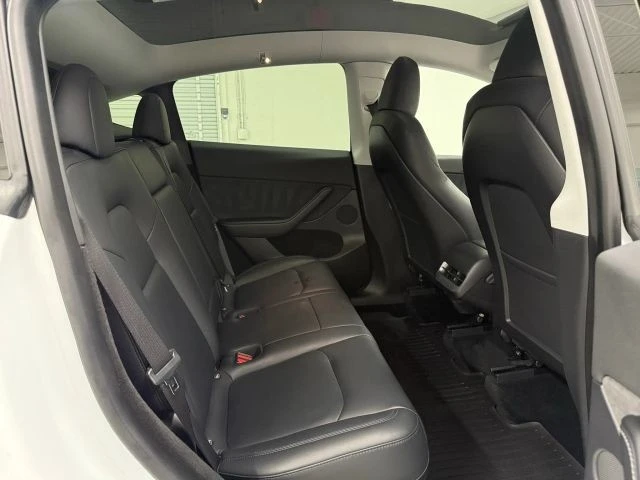 2023 Tesla Model Y - Image 15 of 21