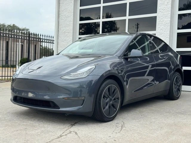 2023 Tesla Model Y - Image 7 of 21