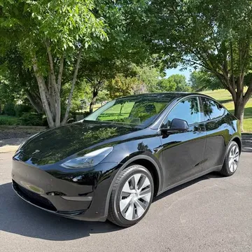 2023 Tesla Model Y Long Range Sport Utility 4D