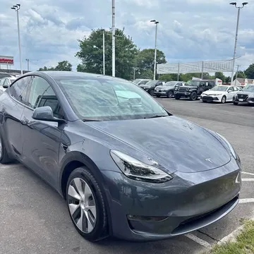 2023 Tesla Model Y Long Range Sport Utility 4D
