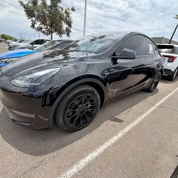 2023 Tesla Model Y Long Range Sport Utility 4D