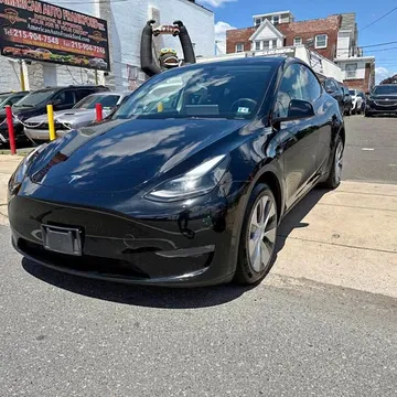2023 Tesla Model Y Long Range