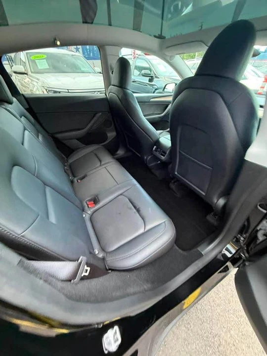 2023 Tesla Model Y - Image 13 of 19