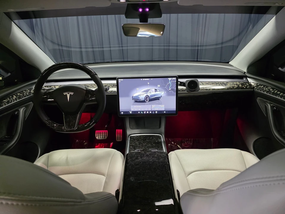 2023 Tesla Model Y Performance - Image 20 of 21