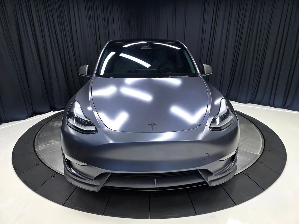 2023 Tesla Model Y Performance - Image 7 of 21