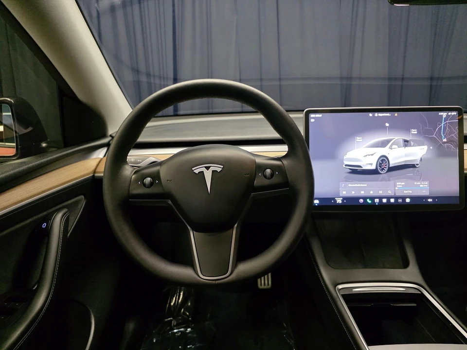 2023 Tesla Model Y Performance - Image 21 of 21