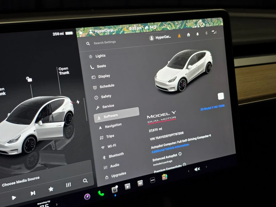 2023 Tesla Model Y Performance - Image 3 of 21