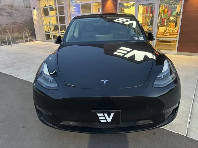 2023 Tesla Model Y Performance - Image 3 of 21