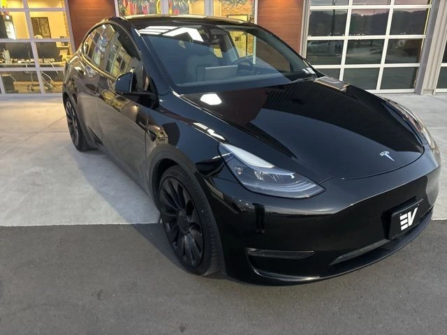 2023 Tesla Model Y Performance - Image 2 of 21