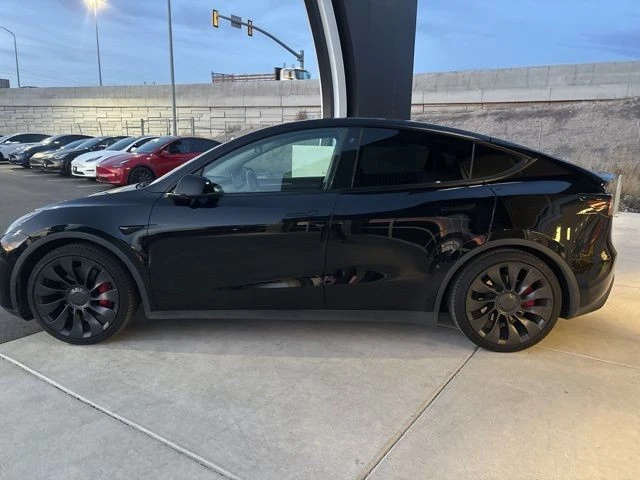 2023 Tesla Model Y Performance - Image 5 of 21