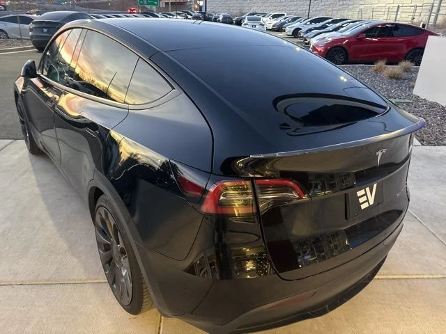 2023 Tesla Model Y Performance - Image 6 of 21