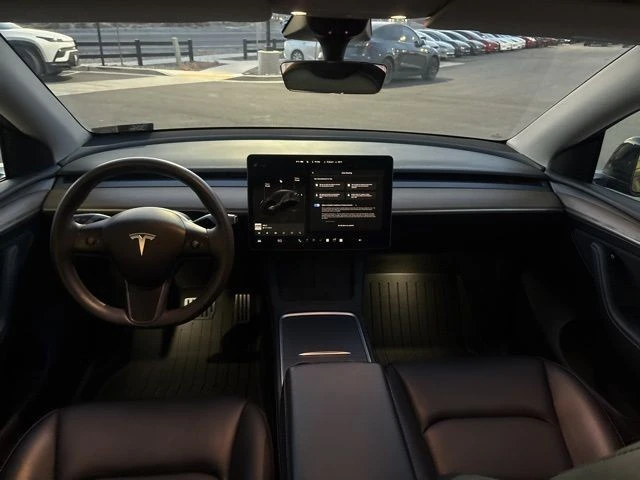 2023 Tesla Model Y Performance - Image 14 of 21