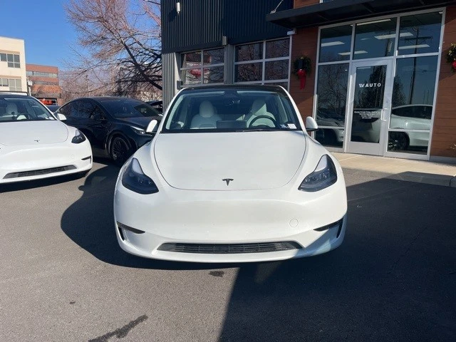 2023 Tesla Model Y Performance - Image 3 of 21