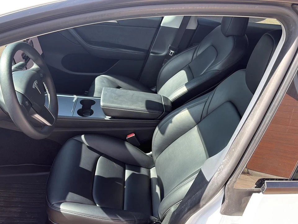 2023 Tesla Model Y Performance - Image 12 of 21