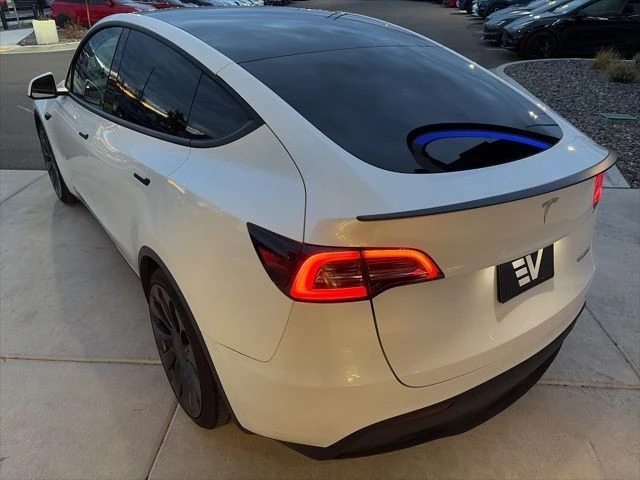 2023 Tesla Model Y Performance - Image 6 of 21
