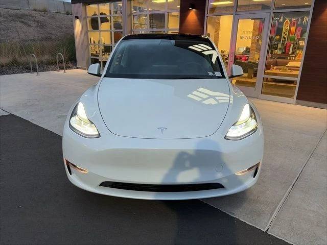 2023 Tesla Model Y Performance - Image 3 of 21