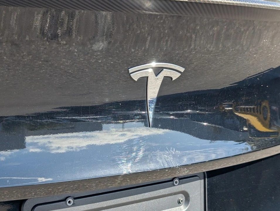 2023 Tesla Model Y Performance - Image 12 of 12