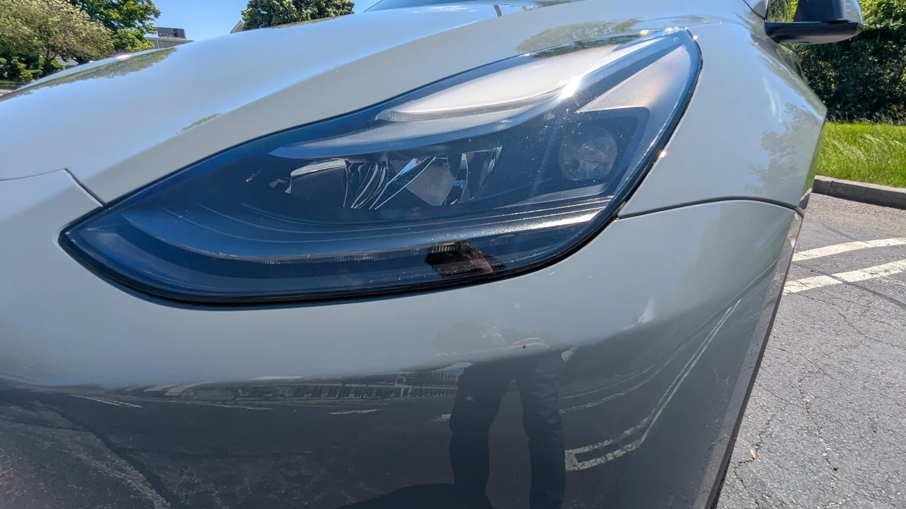 2023 Tesla Model Y Performance - Image 23 of 31