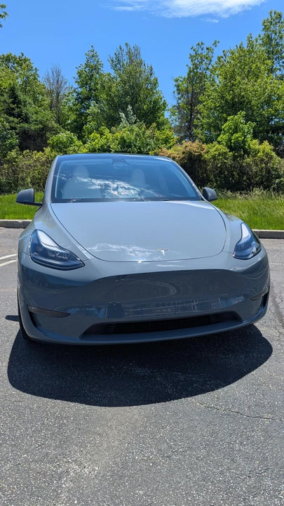 2023 Tesla Model Y Performance - Image 21 of 31