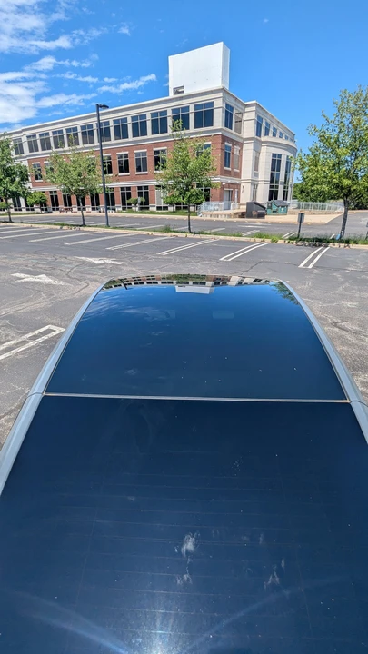 2023 Tesla Model Y Performance - Image 27 of 31