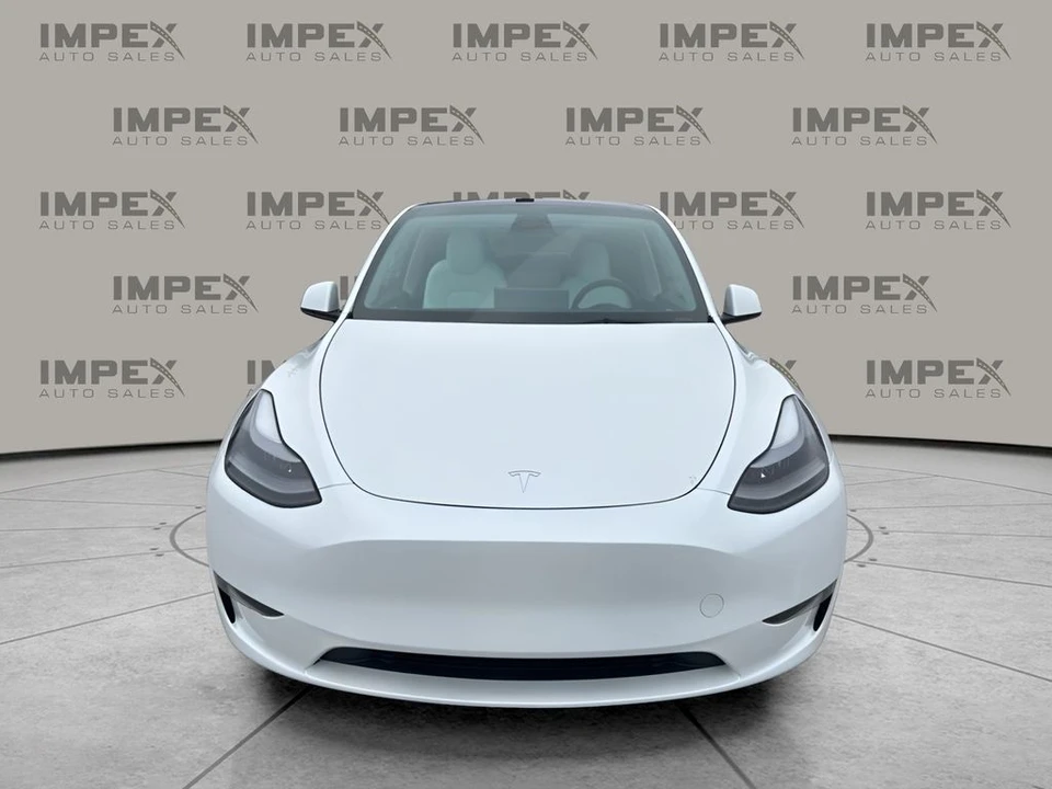2023 Tesla Model Y Performance - Image 8 of 21