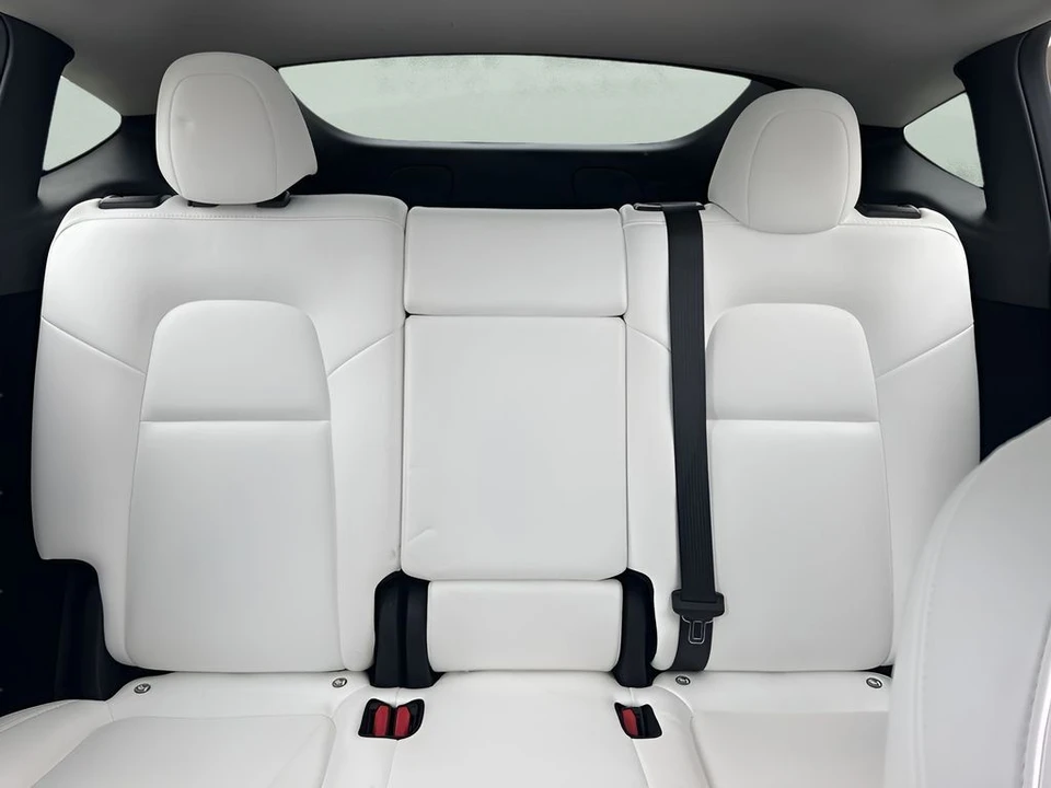 2023 Tesla Model Y Performance - Image 12 of 12