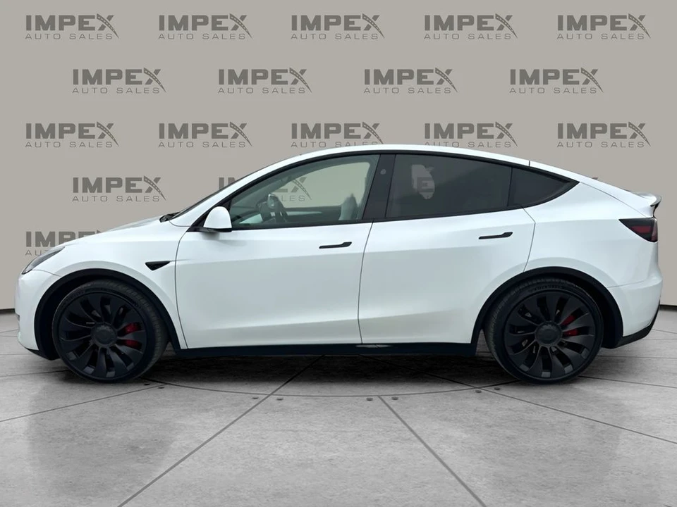 2023 Tesla Model Y Performance - Image 2 of 21