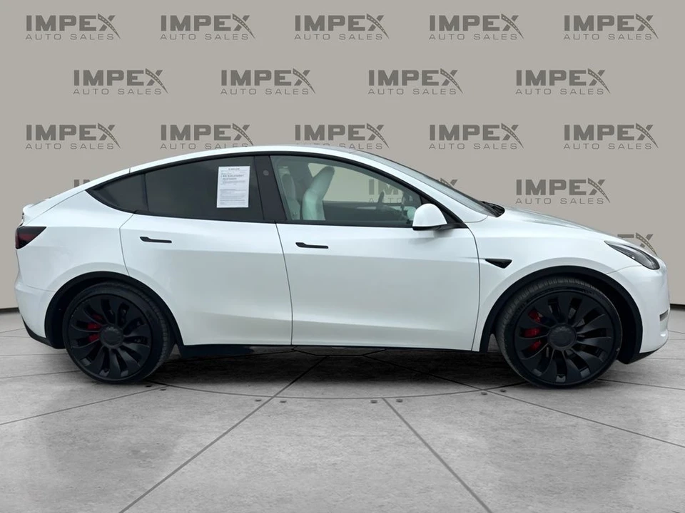 2023 Tesla Model Y Performance - Image 6 of 21