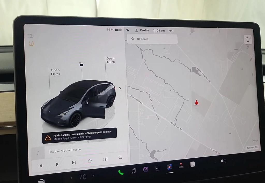2023 Tesla Model Y Performance - Image 6 of 10
